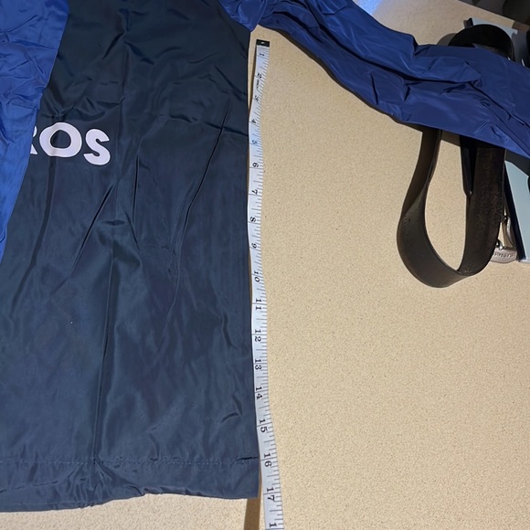 NWOT Dutch Bros Sonoma Raincoat - Picture 3 of 5